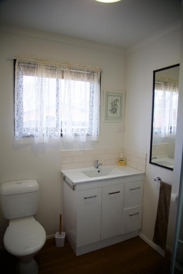 151 Grampians Road Apartment ฮอลส์แกป ภายนอก รูปภาพ